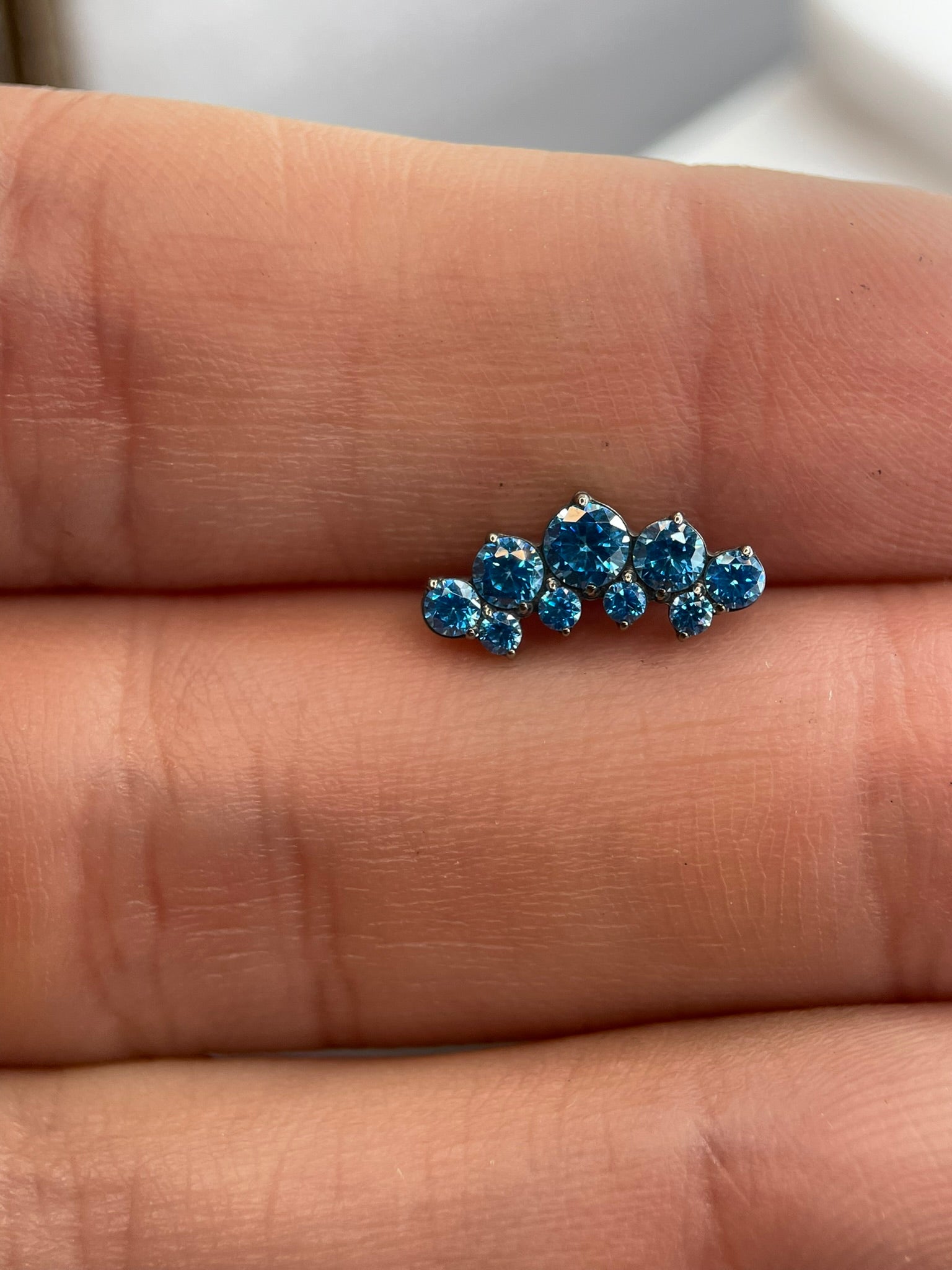Piercing Imperial Azul- Titânio