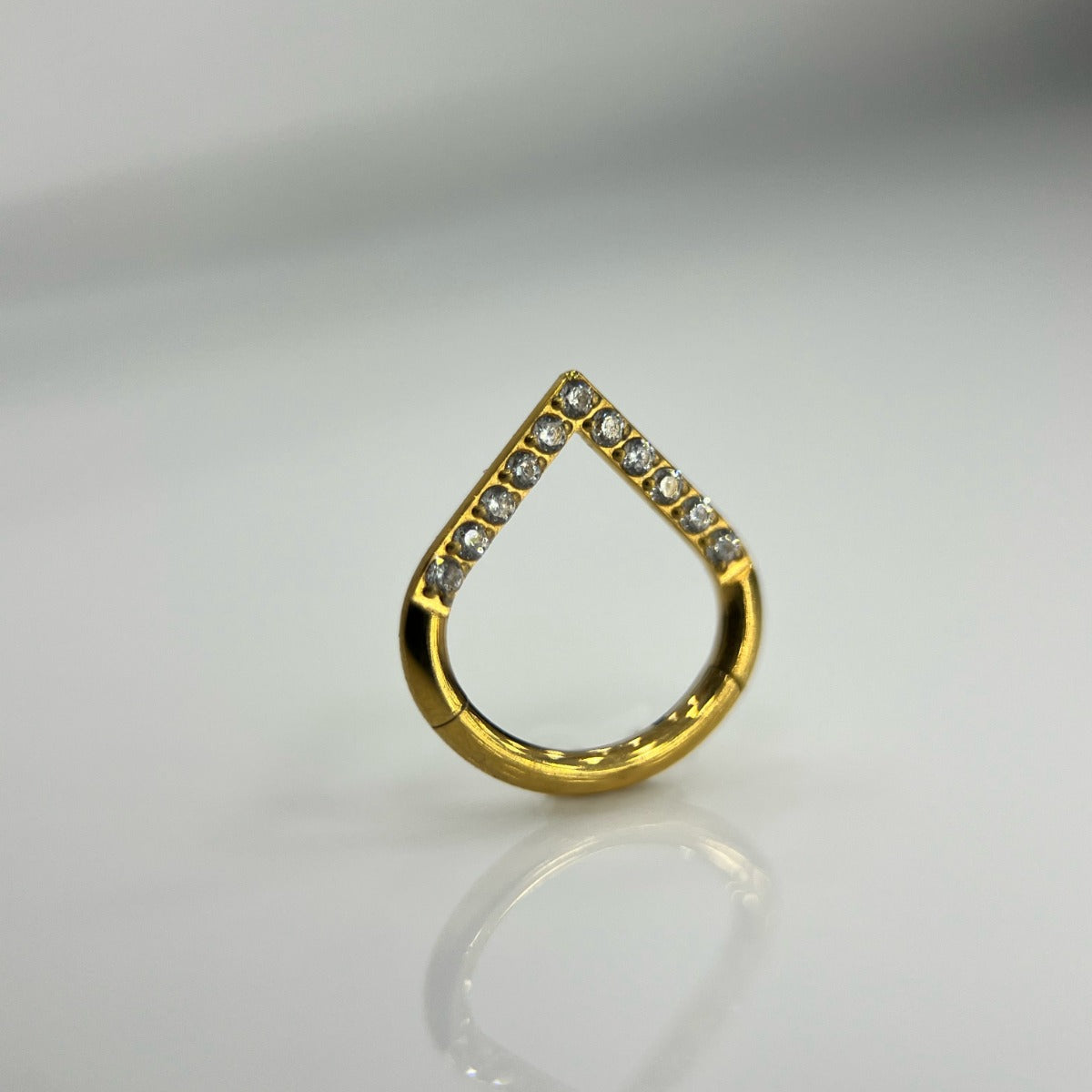 Piercing PVD Gold Jyoti- Titânio