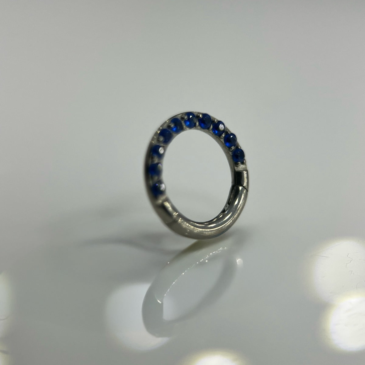 Piercing Single Azul- Titânio