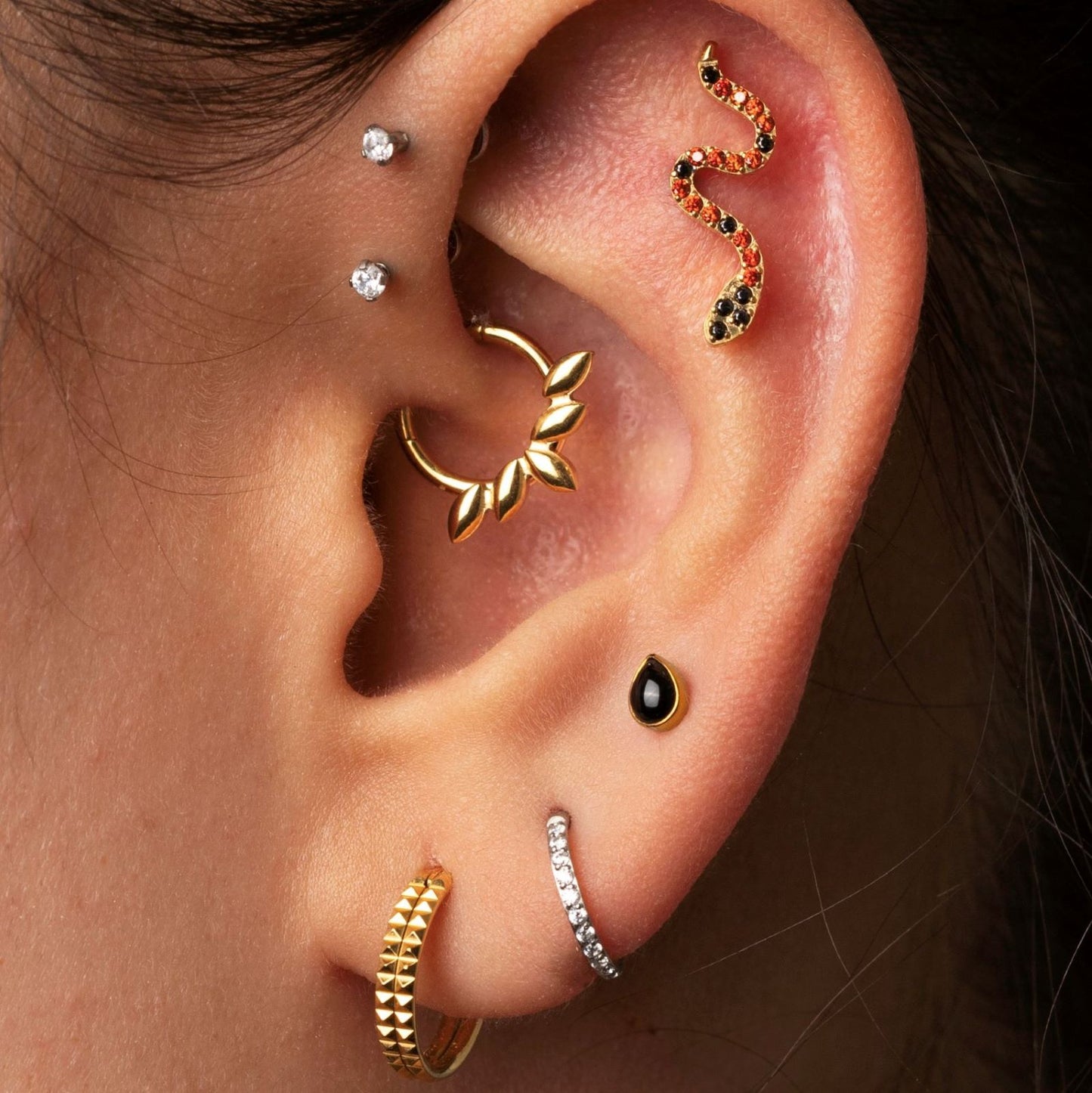 Piercing PVD Gold Lakshmi- Titânio