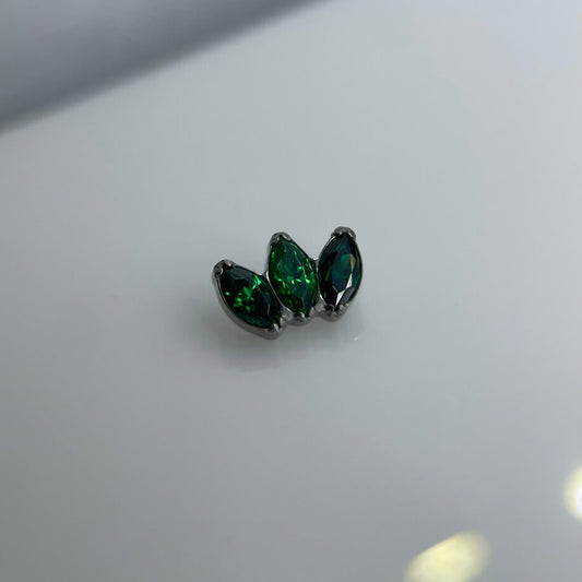 Piercing Flume Verde- Titânio