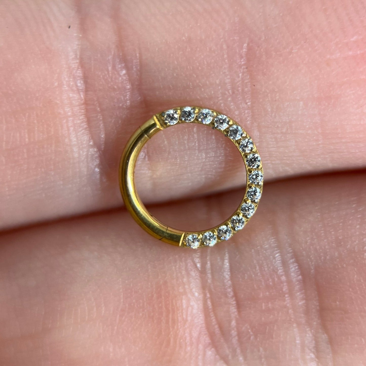 Piercing PVD Gold Single -Titânio