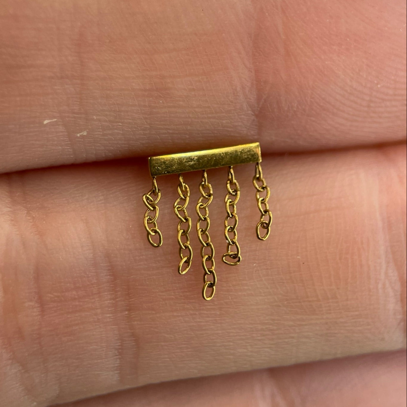 Piercing PVD Gold Elegant Chain -Titânio