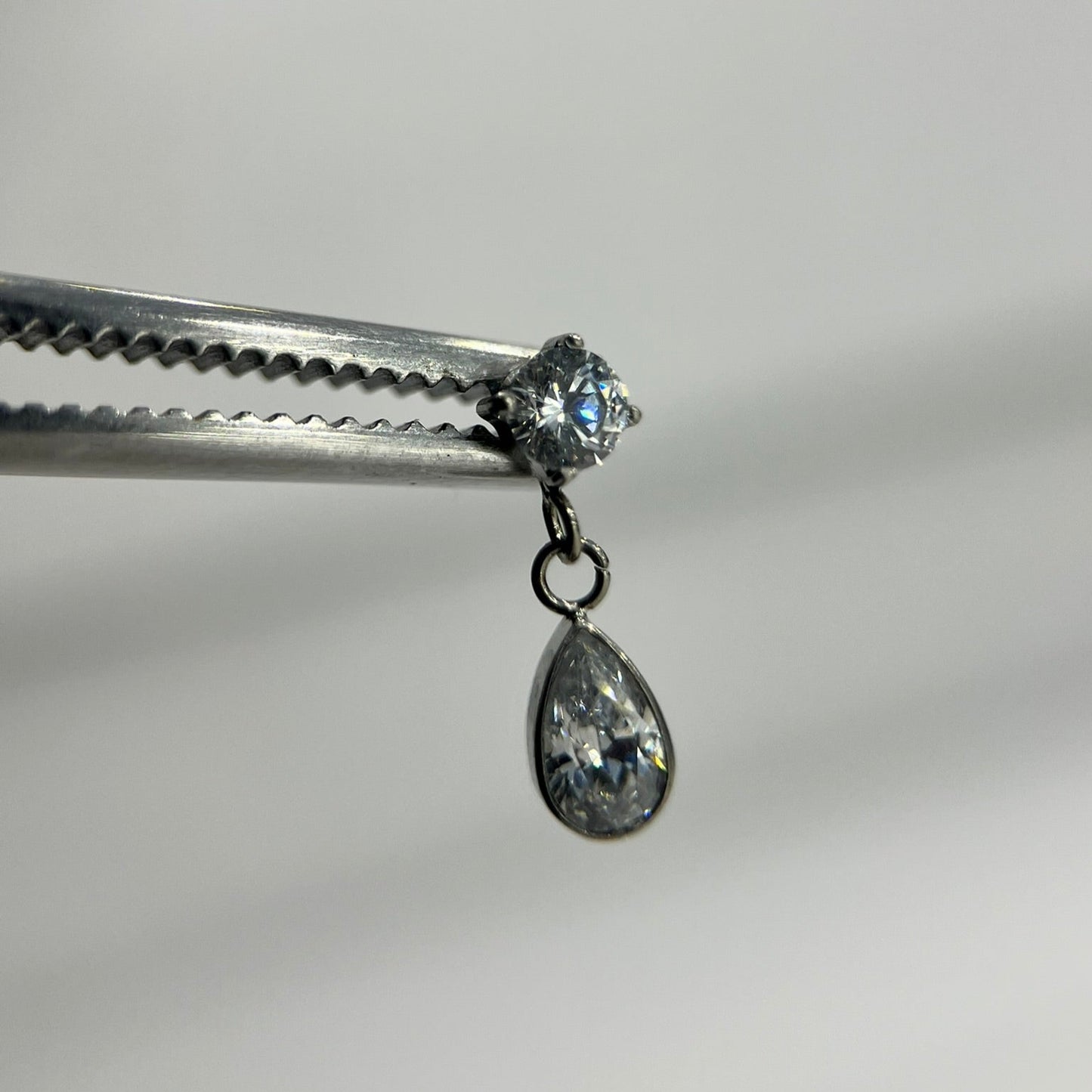 Piercing Moon Tear -Titânio