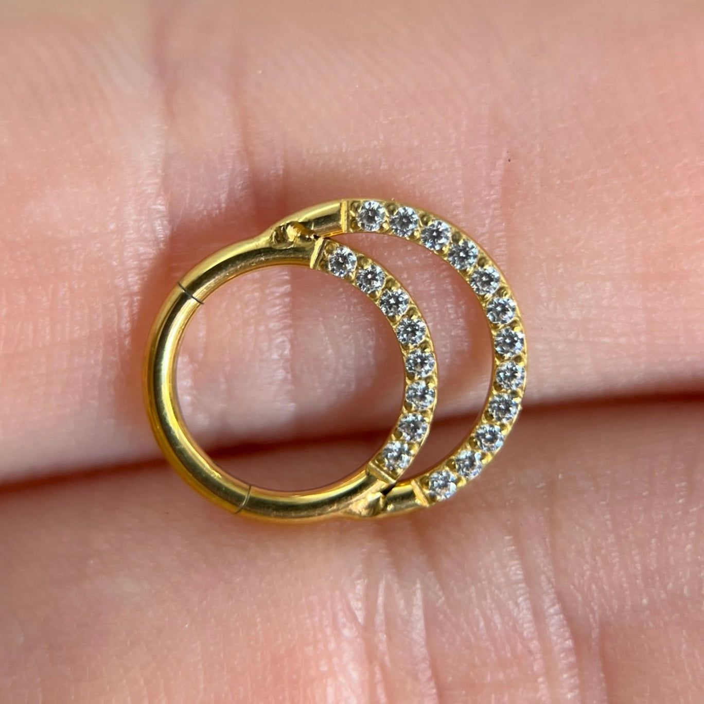Piercing PVD Gold Courtney -Titânio