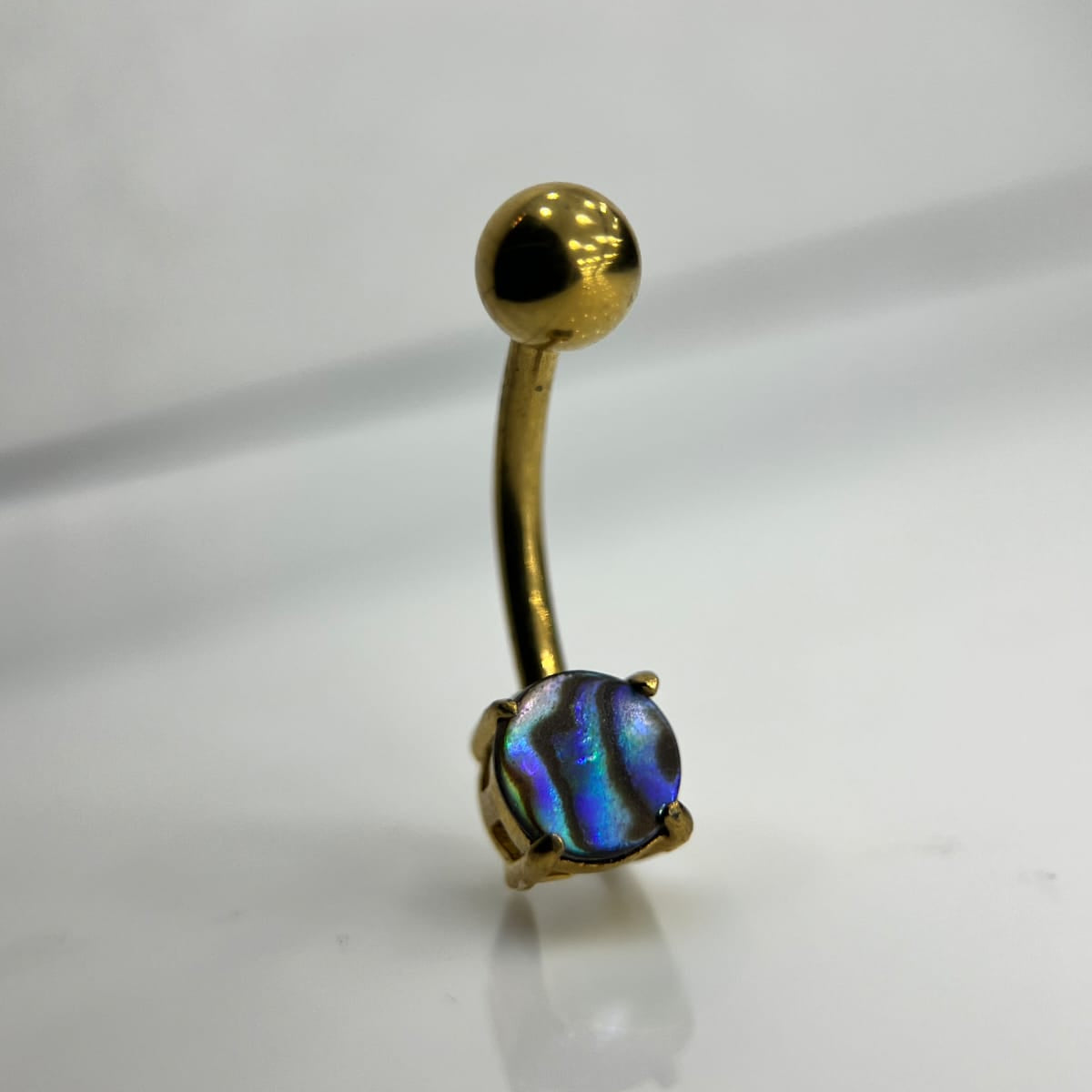 Piercing PVD Gold Madre Pérola -Titânio
