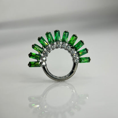 Piercing Fine Verde -Titânio