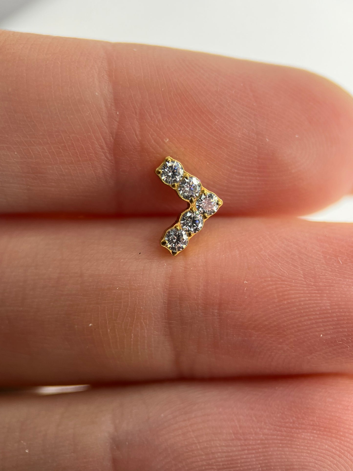 Piercing PVD Gold Shaft- Titânio