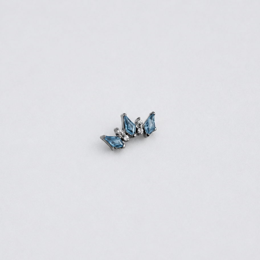 Piercing Renata Azul - Titânio