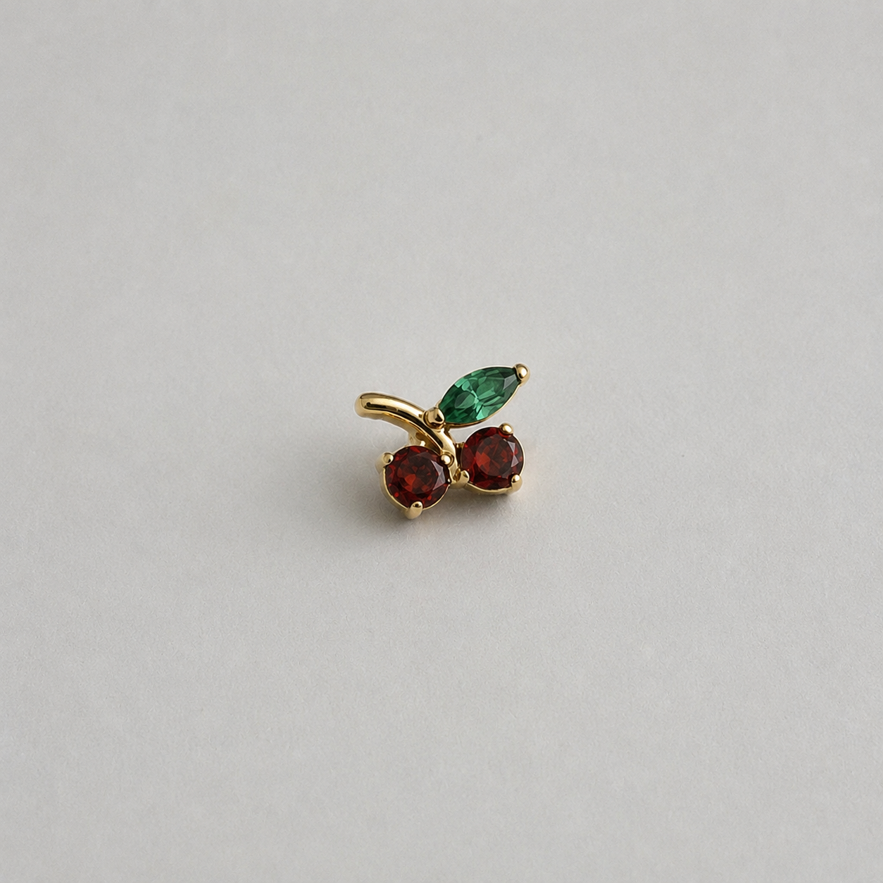 Piercing Cherry Dourado PVD - Titânio