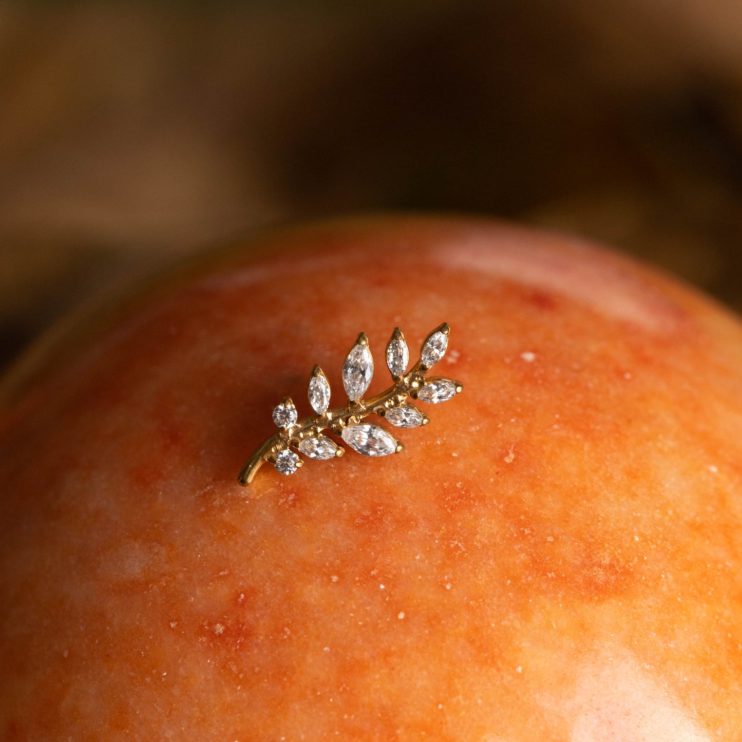 Piercing Sylva Bloom Dourado PVD – Titânio