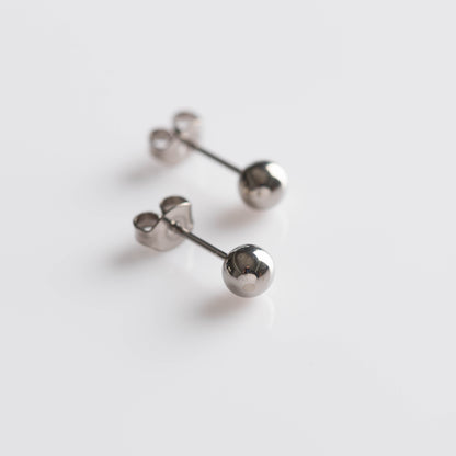 Brinco Sphere (par) - Titânio