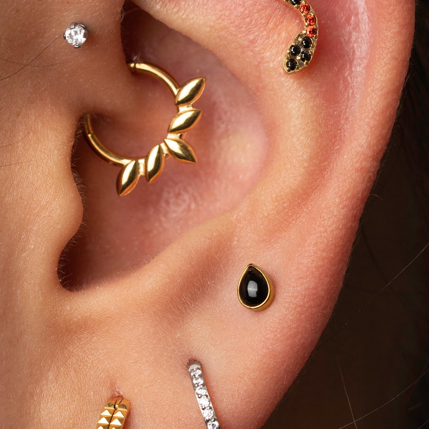 Piercing PVD Gold Lakshmi- Titânio