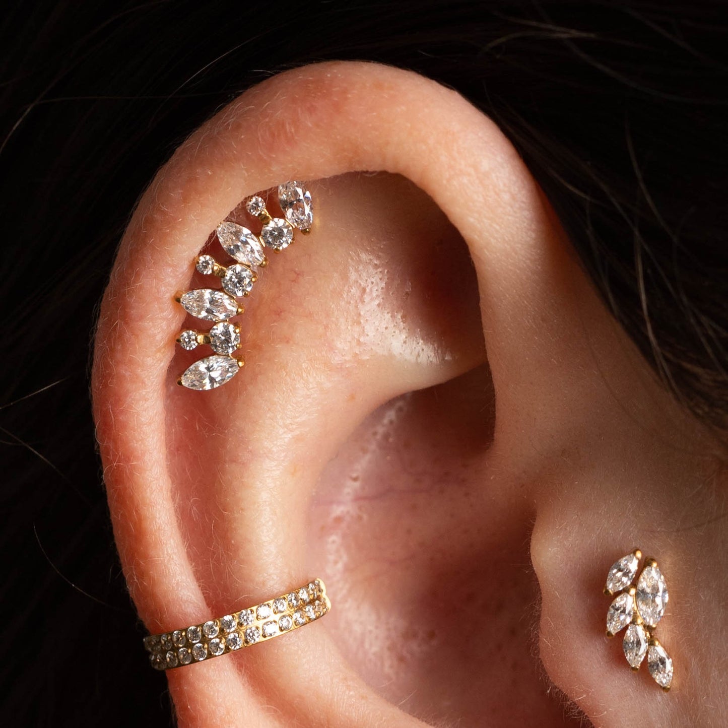 Piercing Celest Crown Dourado PVD – Titânio