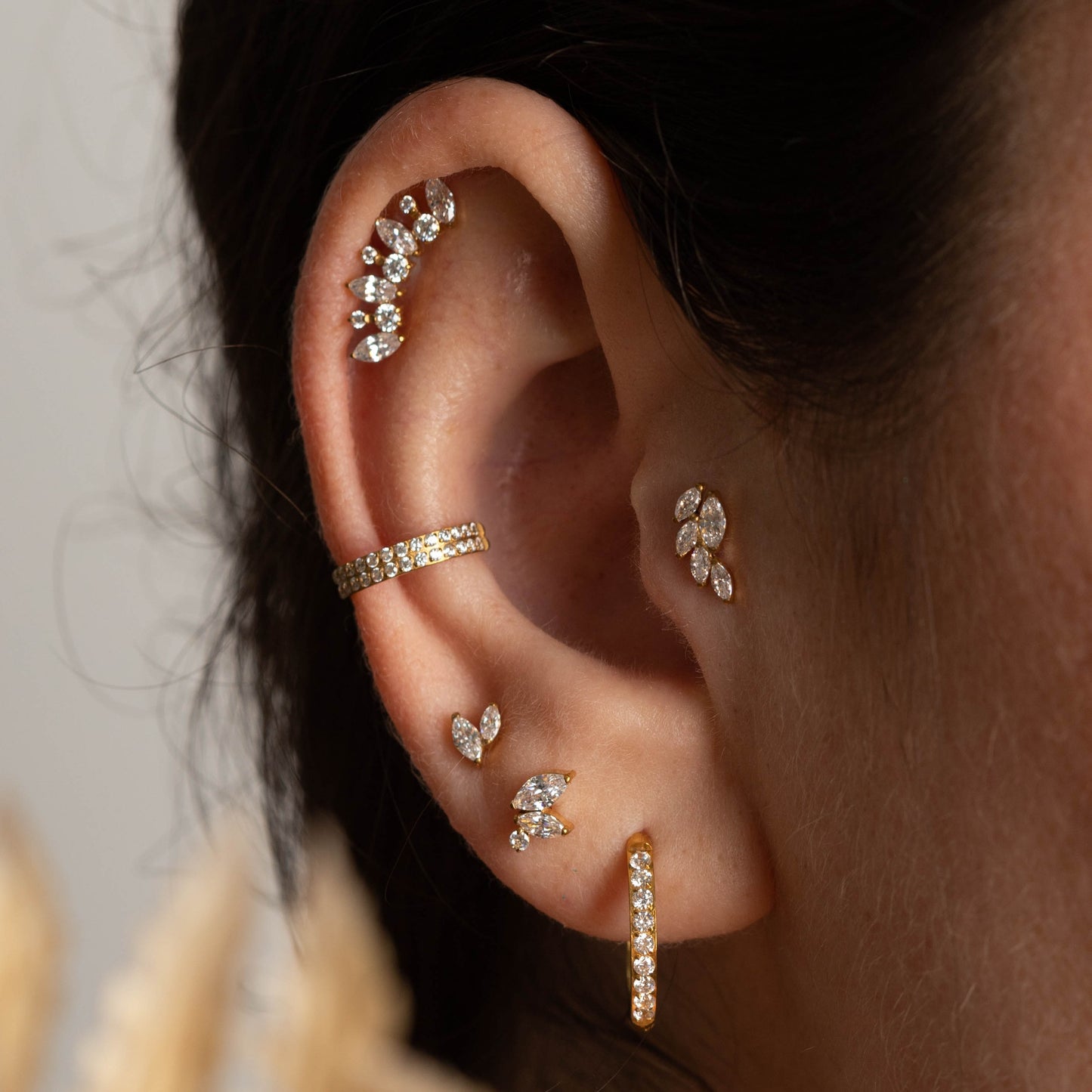 Piercing Celest Crown Dourado PVD – Titânio