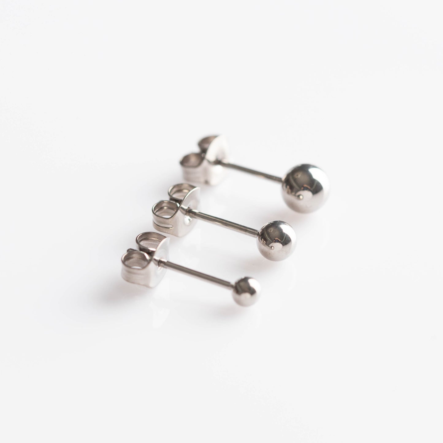 Brinco Sphere (par) - Titânio