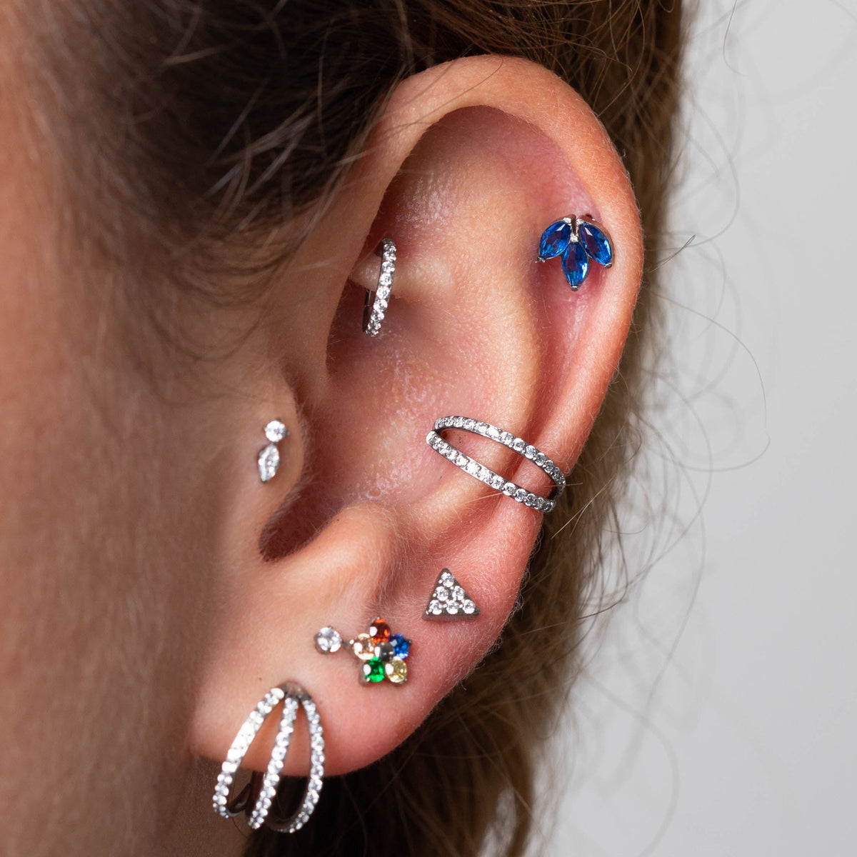 Piercing Lotus Azul Escuro - Titânio