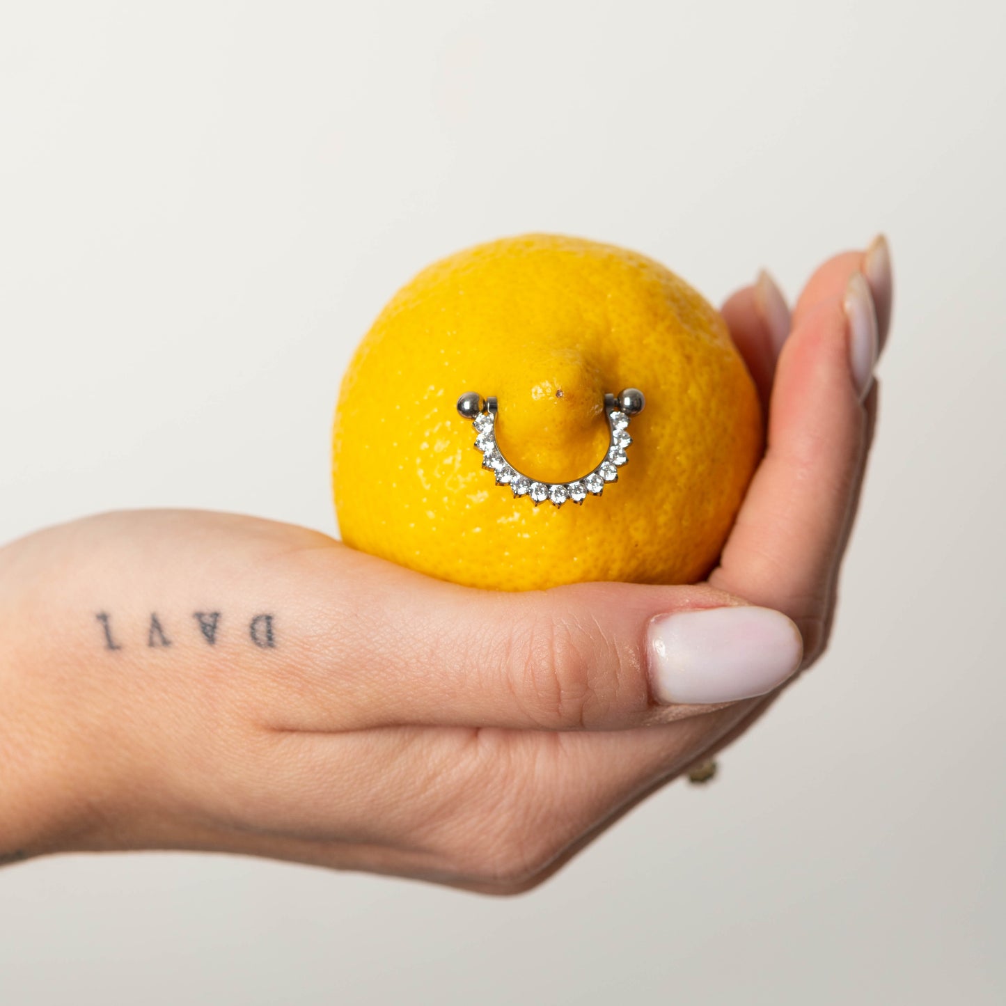 Piercing Stella Arc - Titânio