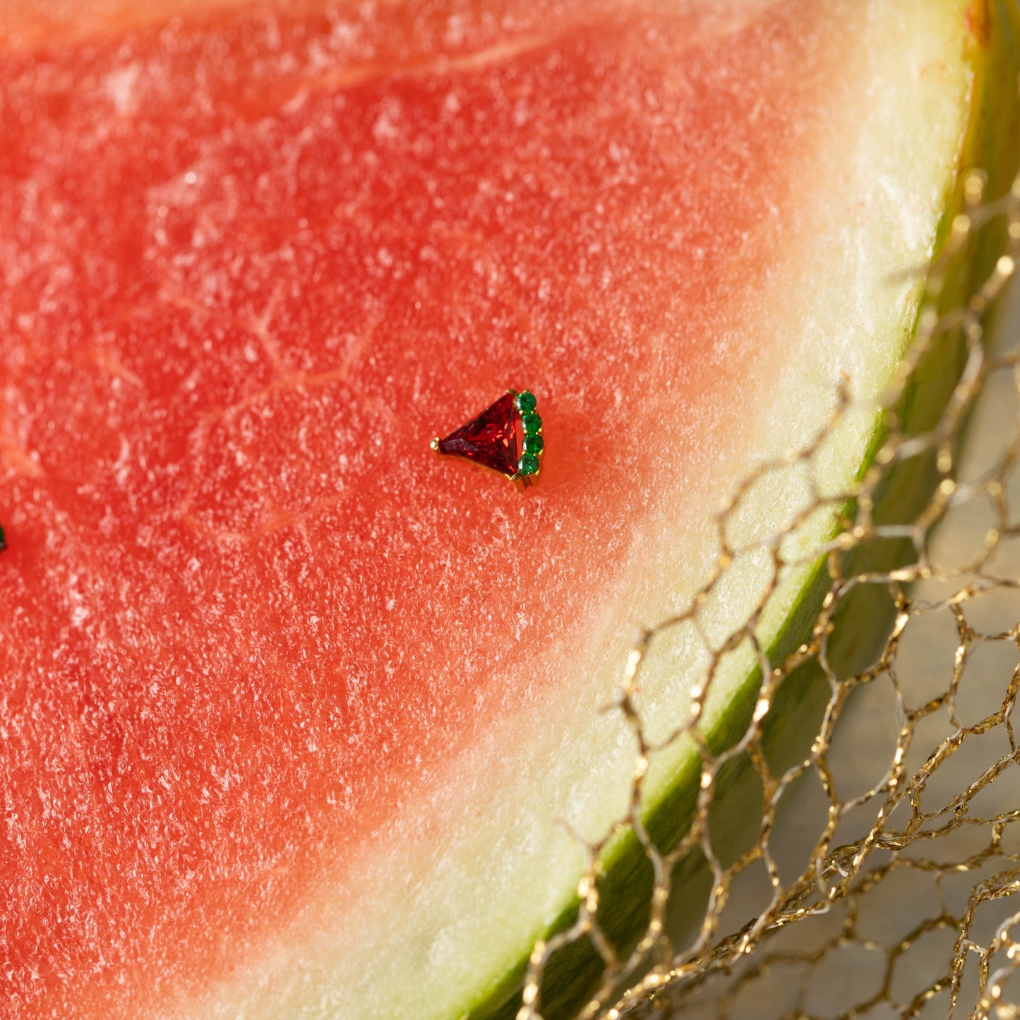 Piercing Watermelon PVD Dourado - Titânio