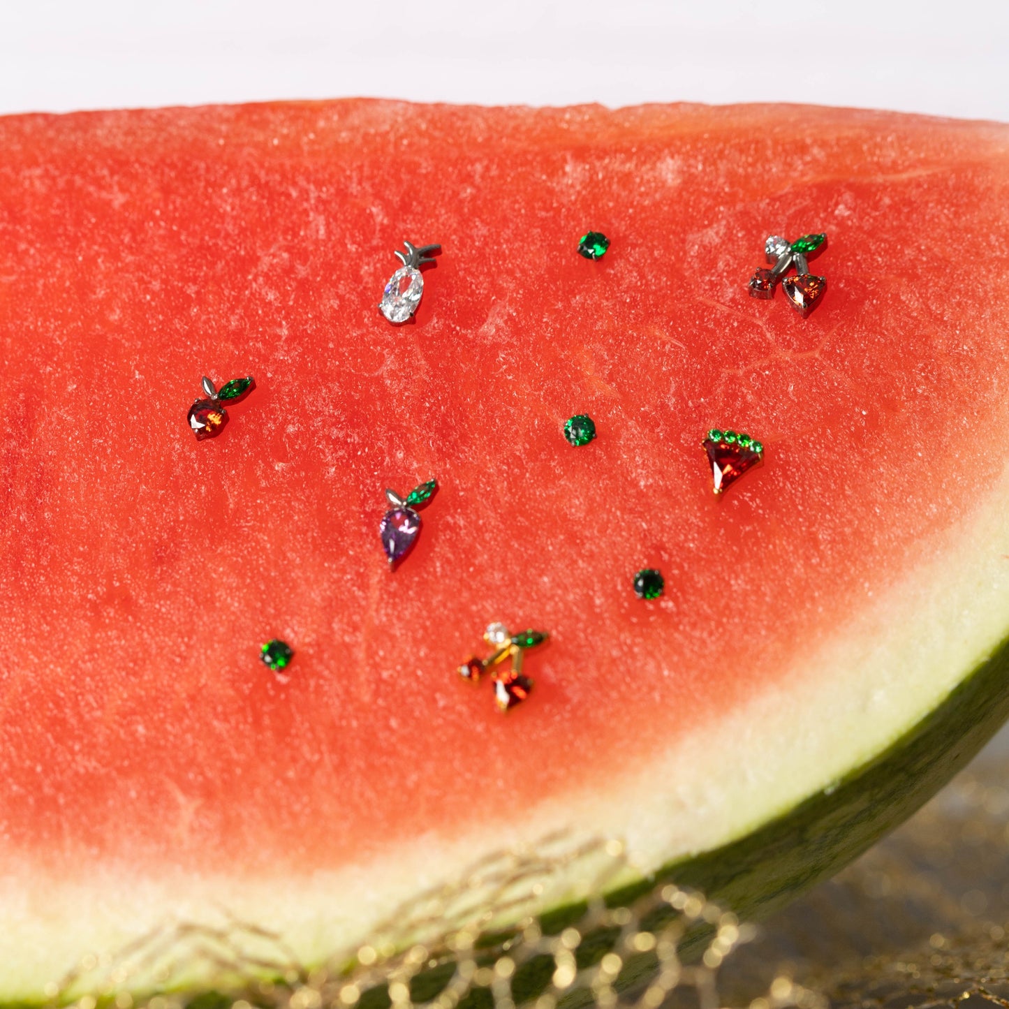 Piercing Watermelon PVD Dourado - Titânio