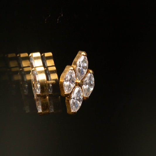 Piercing Liora Quad Marquise Dourado PVD - Titânio