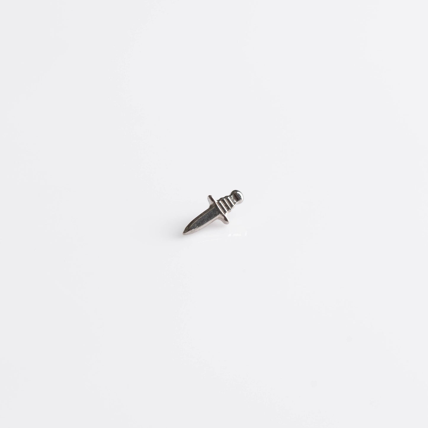 Piercing Mini Adaga - Titânio
