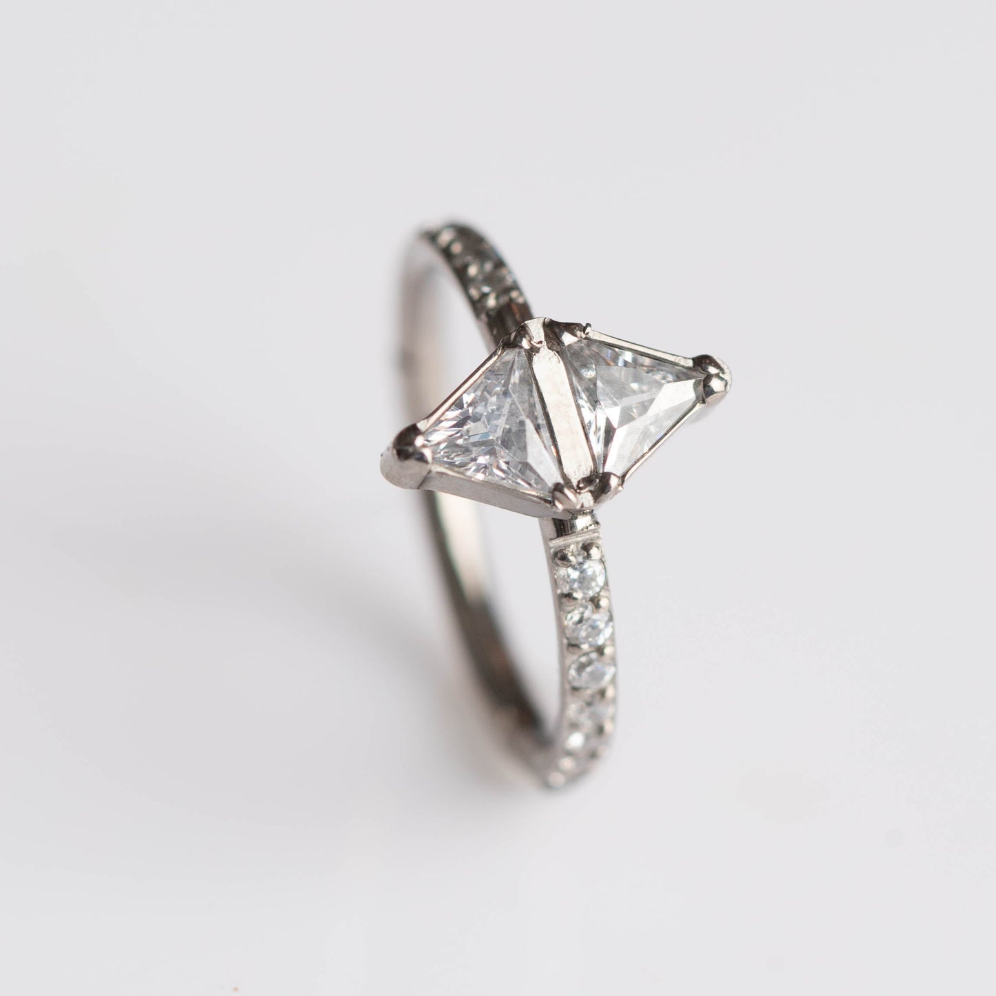 Piercing Argola Alexandra - Titânio