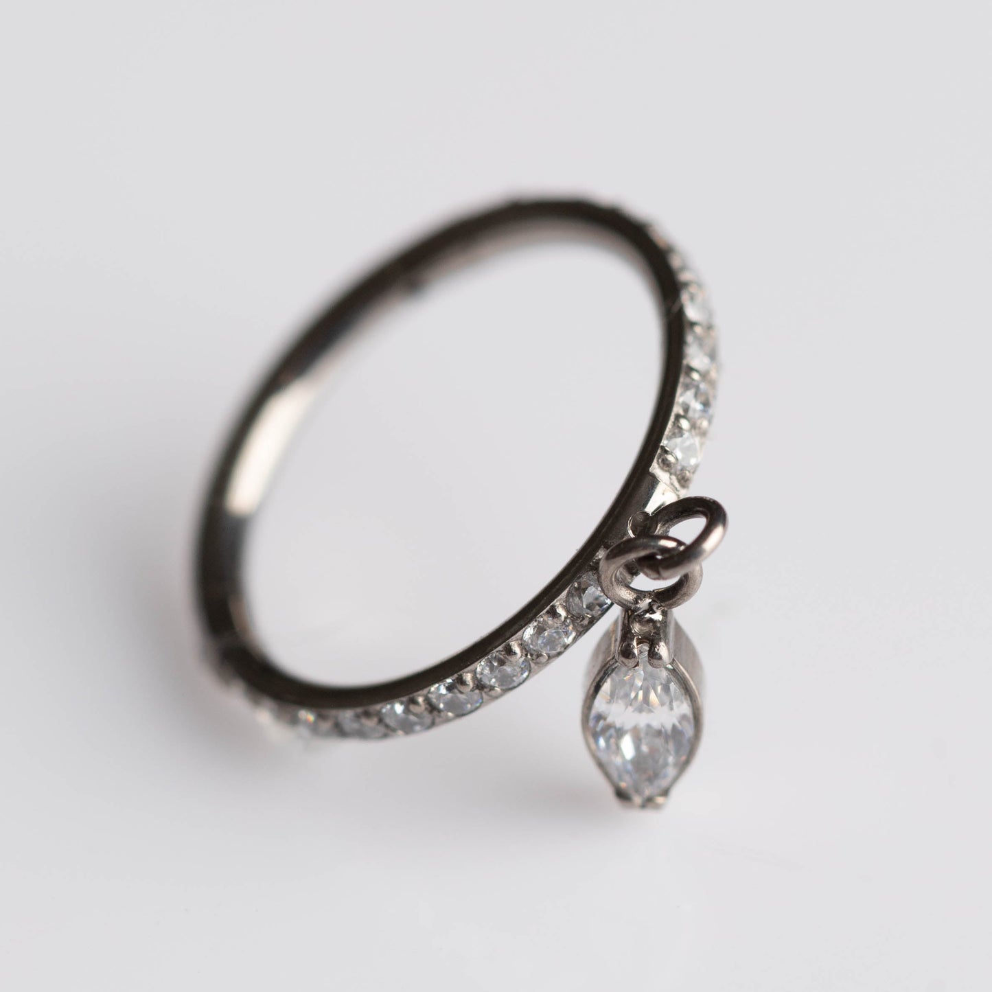 Piercing Argola Lior - Titânio