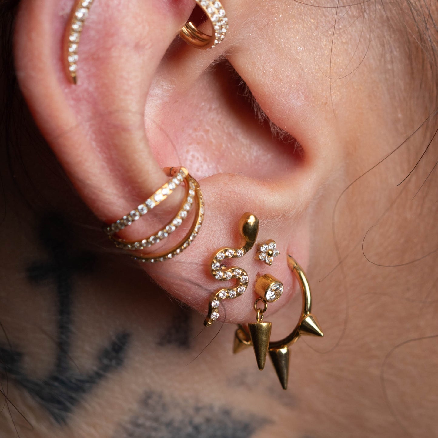 Piercing PVD Gold Sleep Spike -Titânio