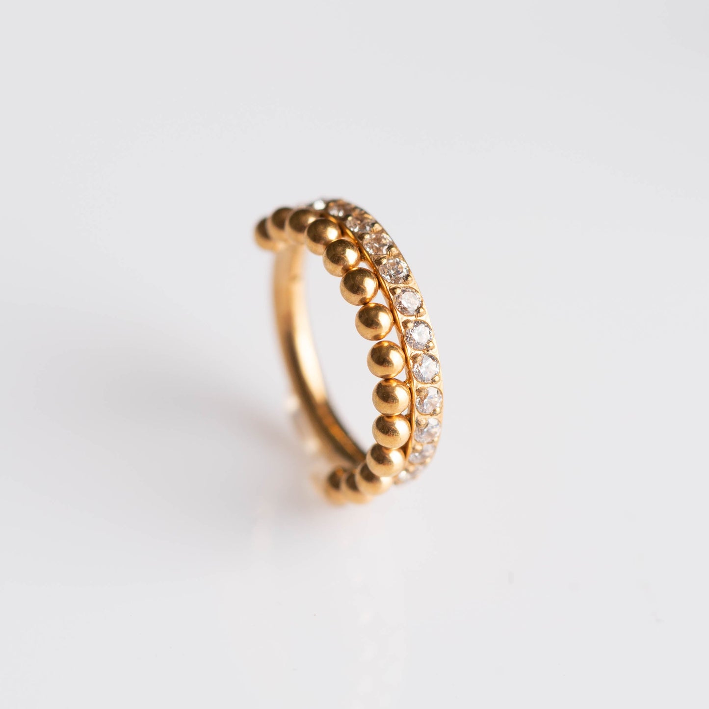 Piercing Argola Joanah PVD Dourado - Titânio