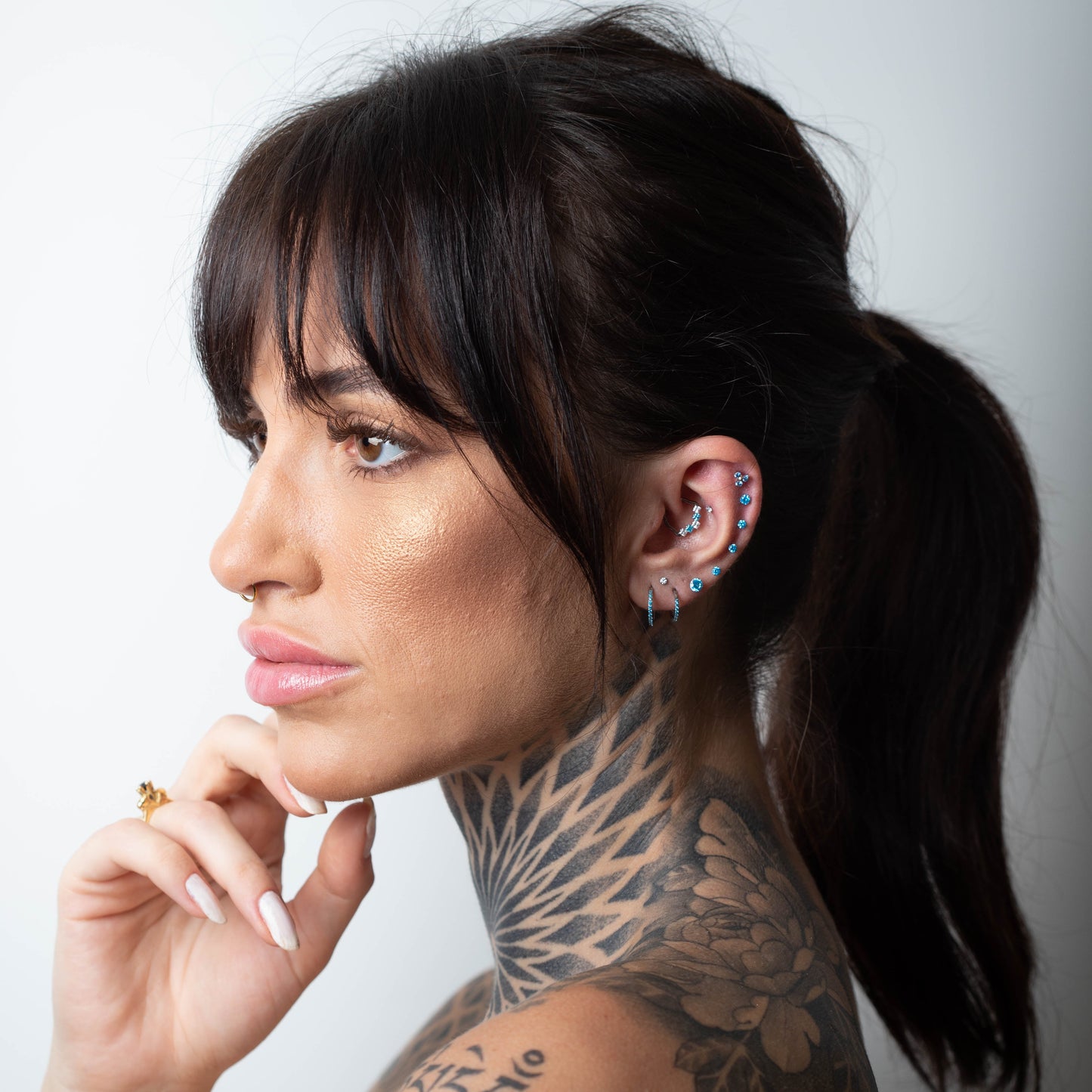 Piercing Cartier Azul- Titânio