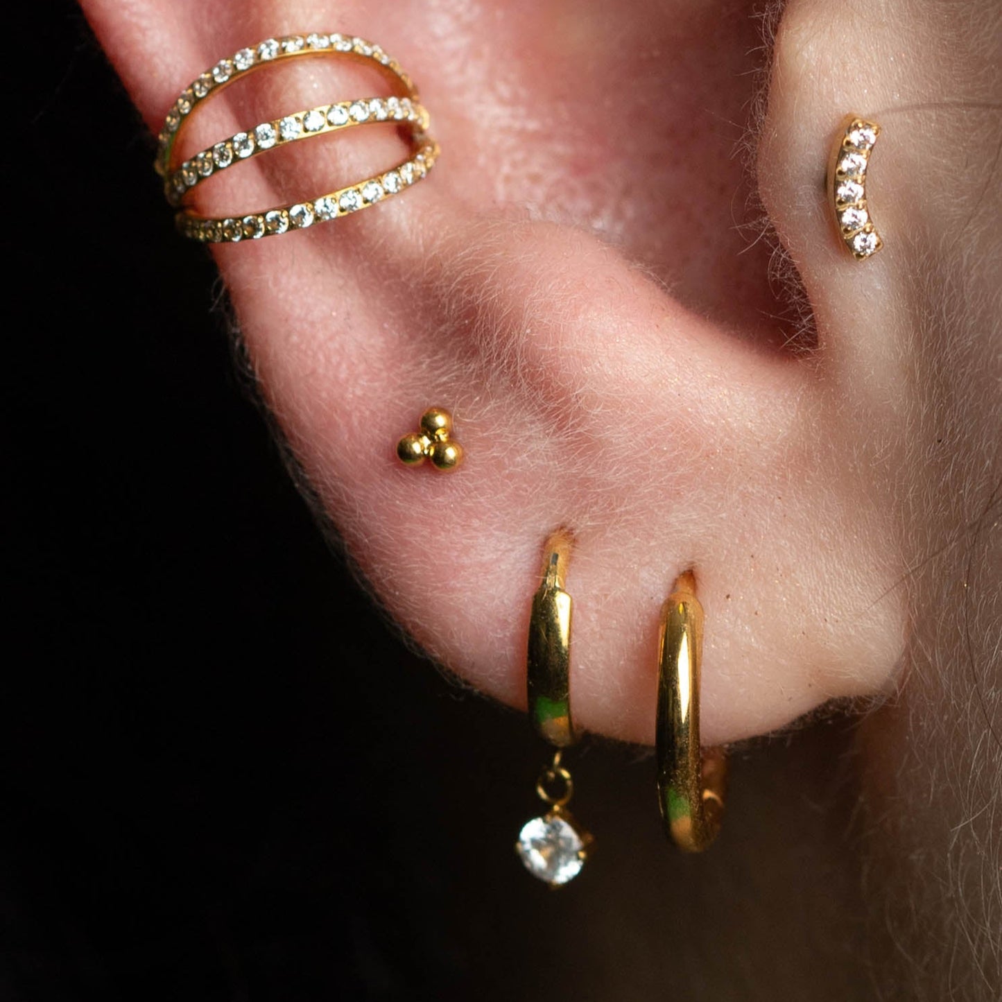 Piercing Triple Charm PVD Dourado - Titânio