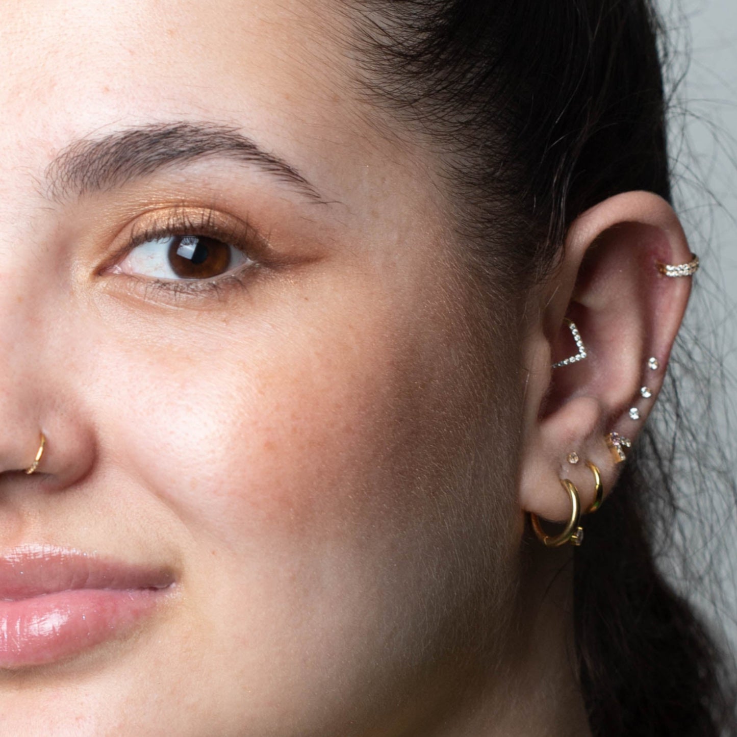 Piercing PVD Gold Jyoti- Titânio