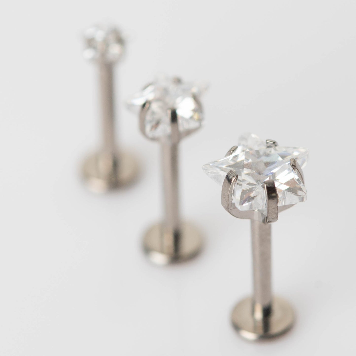 Piercing Ponto de Luz Estrela- Titânio