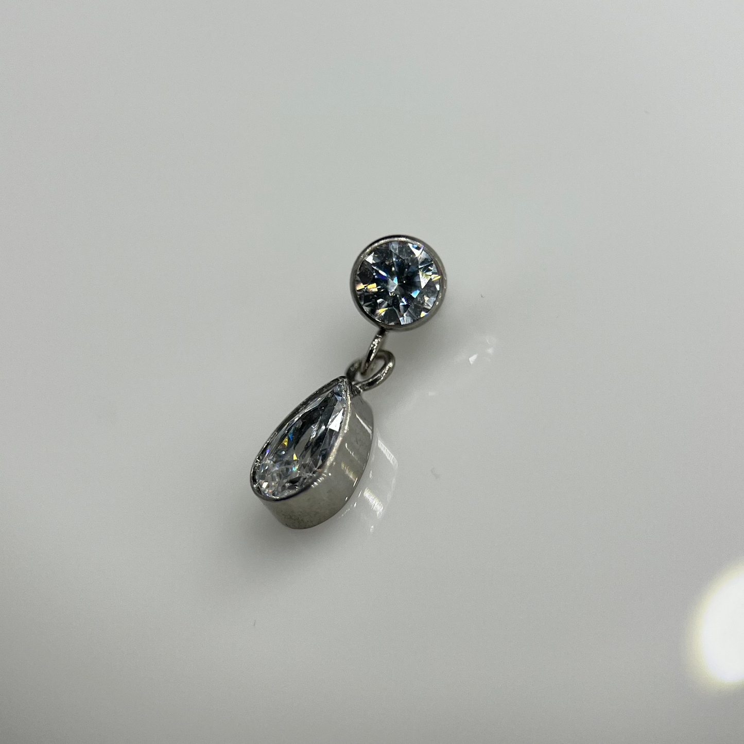 Piercing Moon Tear -Titânio