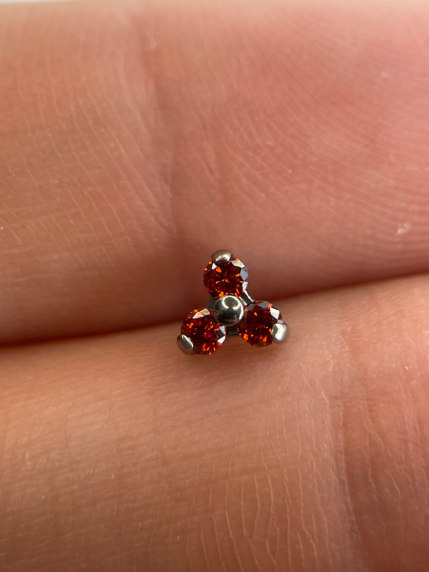 Piercing Grape Vermelho- Titânio