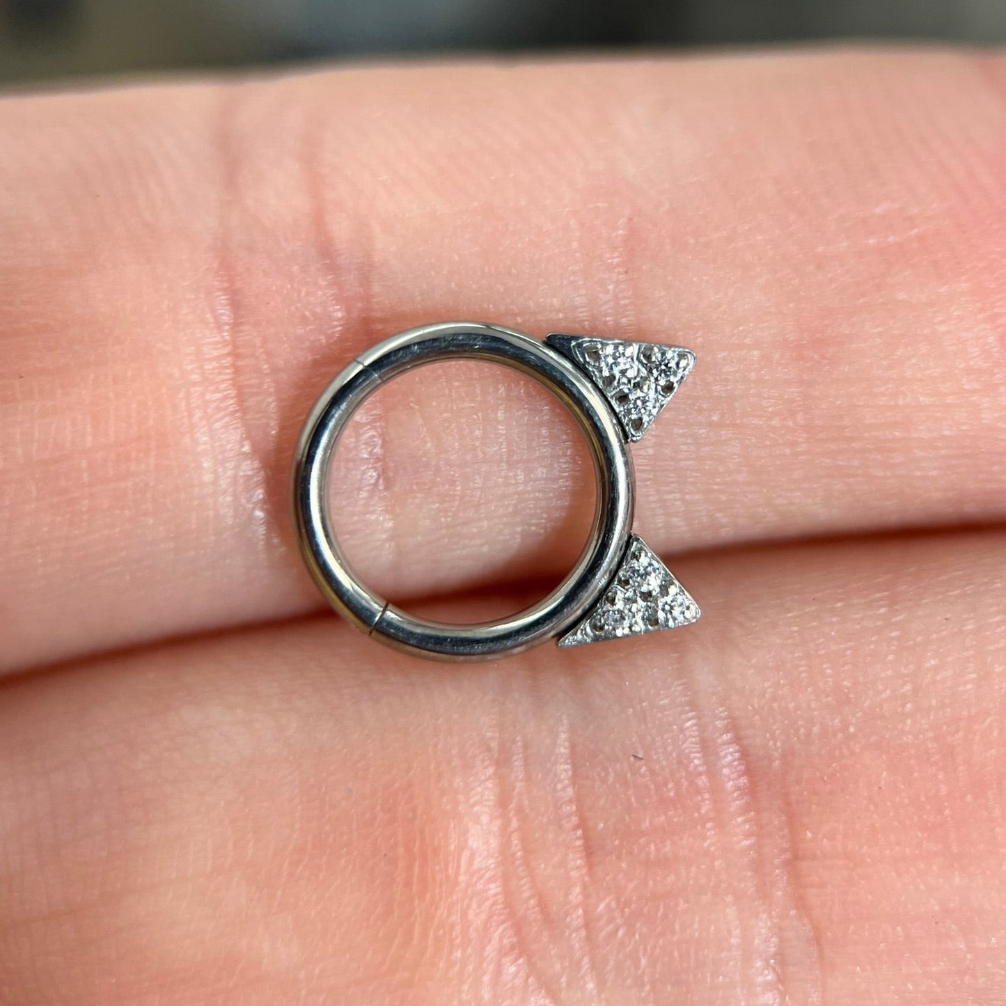 Piercing Catty -Titânio