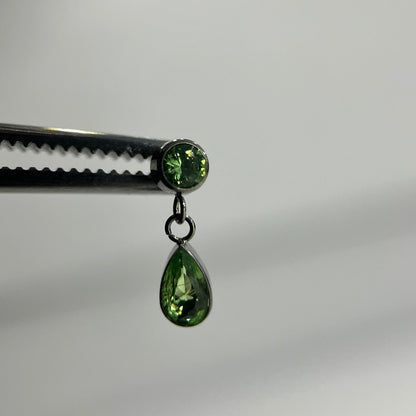 Piercing Moon Tear Verde -Titânio