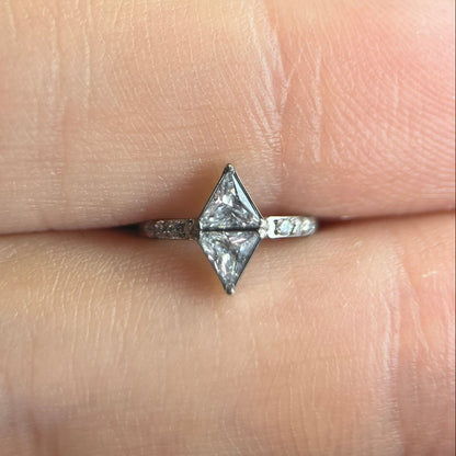 Piercing Argola Alexandra - Titânio