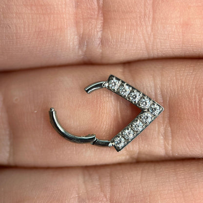 Piercing The V -Titânio