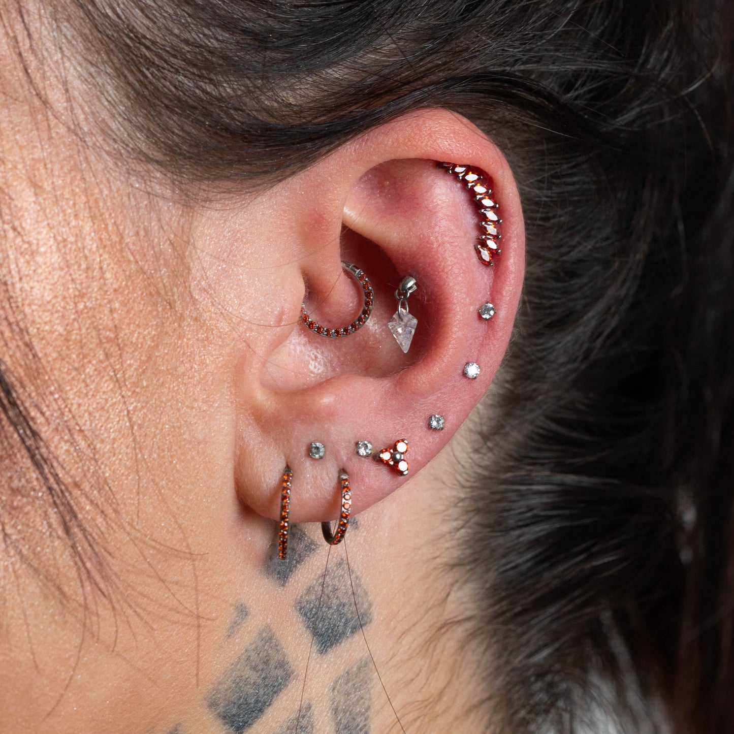 Piercing Argola Unic Vermelho- Titânio