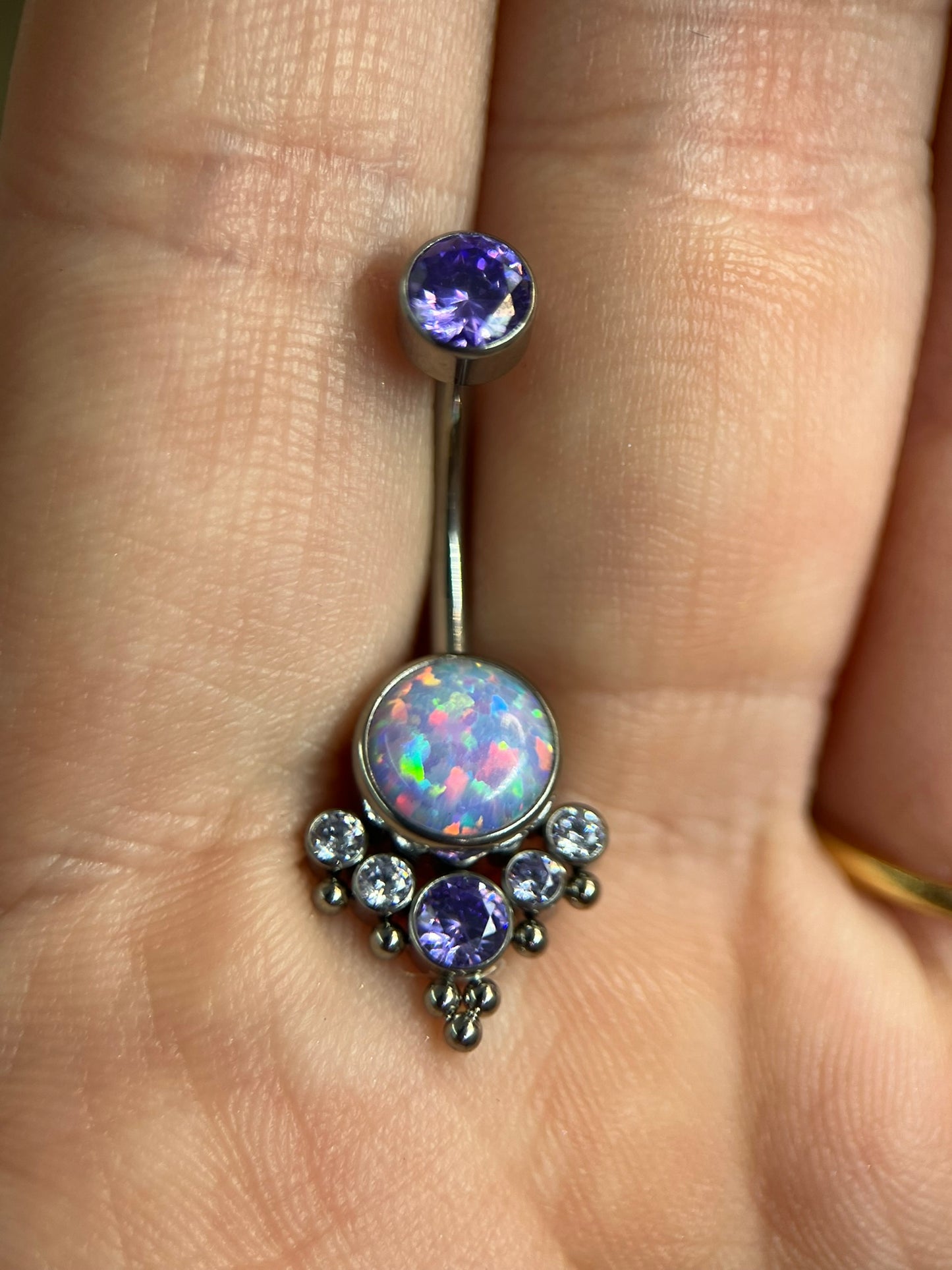 Piercing Ana Nya Lilás -Titânio