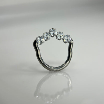 Piercing Cartier -Titânio